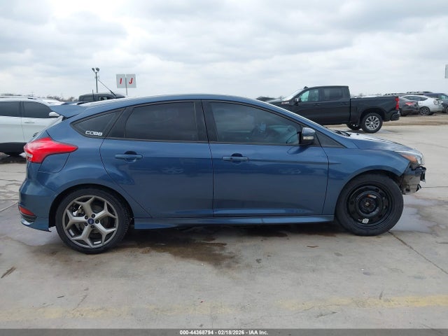 1FADP3L92JL289672 Ford FOCUS ST