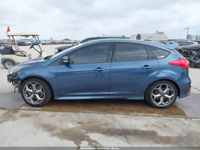 1FADP3L92JL289672 Ford FOCUS ST