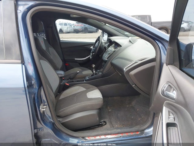 1FADP3L92JL289672 Ford FOCUS ST