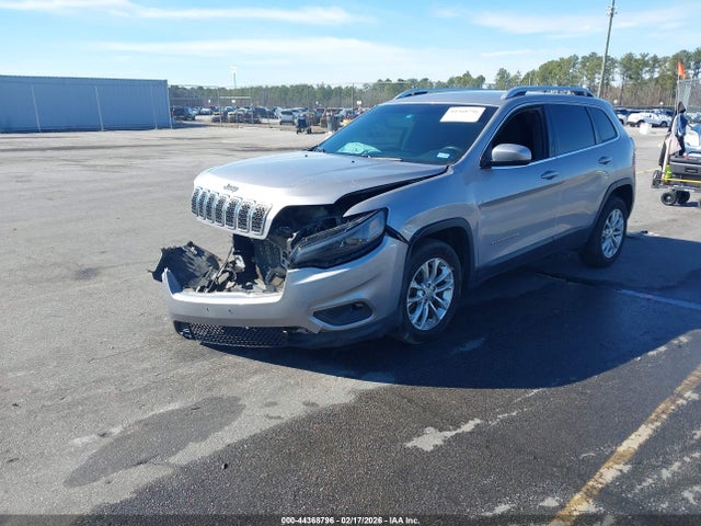44368796 :رقم المزاد ، 1C4PJLCB3KD220710 vin ، 2019 Jeep Cherokee Latitude Fwd مزاد بيع