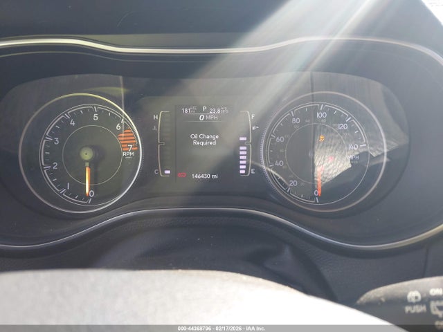44368796 :رقم المزاد ، 1C4PJLCB3KD220710 vin ، 2019 Jeep Cherokee Latitude Fwd مزاد بيع