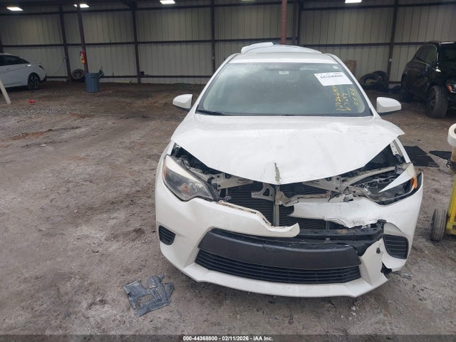 Toyota Corolla Le Eco 2015 5YFBPRHE1FP247647 Image 13