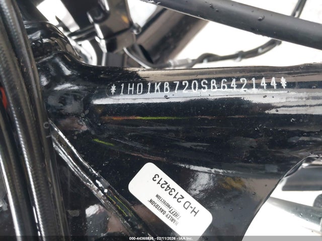 1HD1KB720SB642144 Harley-Davidson FLHX