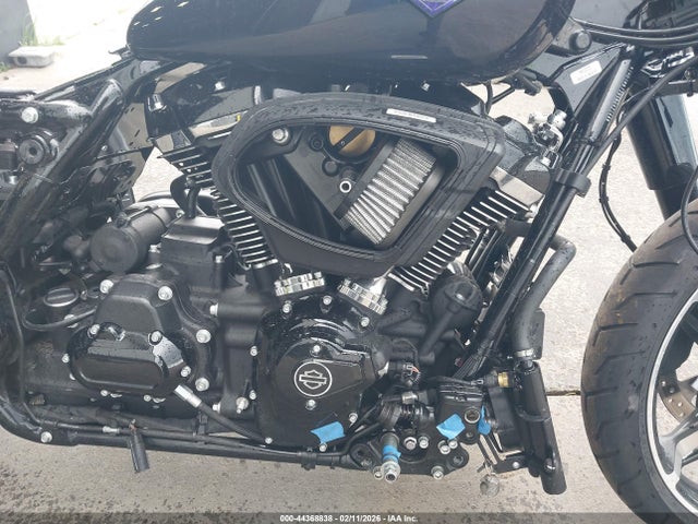 1HD1KB720SB642144 Harley-Davidson FLHX