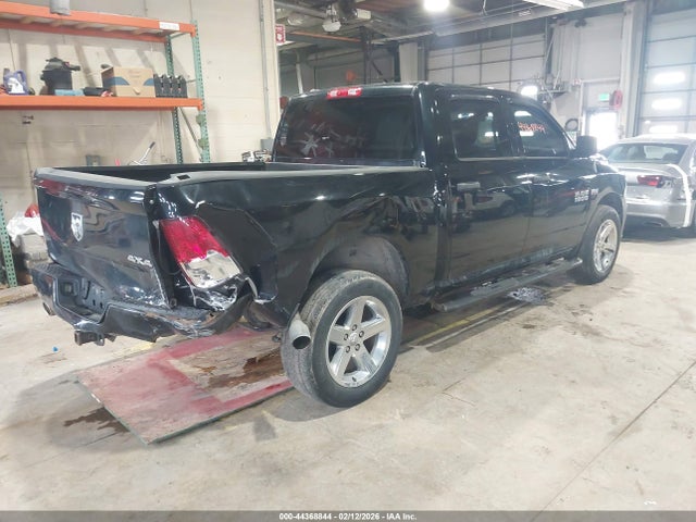 2013 RAM 1500 1C6RR7KT9DS511463 Photo 3