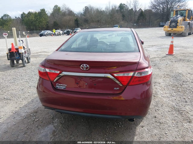 4T1BF1FK4HU661584 Toyota CAMRY SE