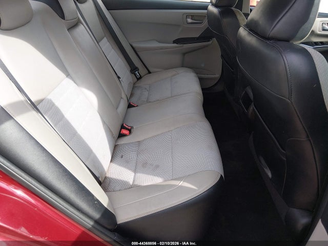 4T1BF1FK4HU661584 Toyota CAMRY SE
