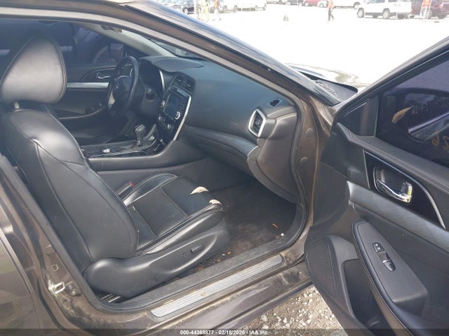 1N4AA6AP5HC387631 Nissan Maxima 3.5 Sv