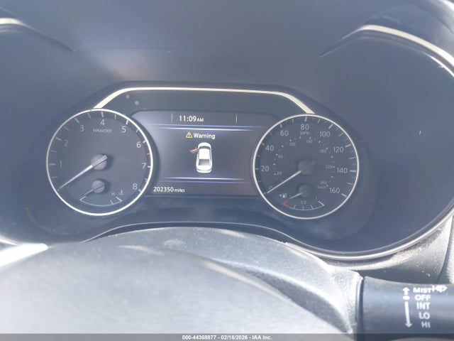 1N4AA6AP5HC387631 Nissan Maxima 3.5 Sv