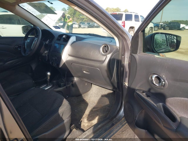 3N1CN7AP4KL832680 Nissan Versa 1.6 Sv