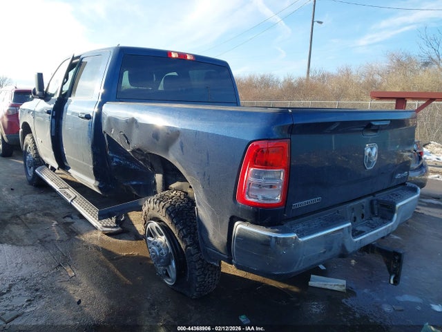 2022 Ram 2500 მანქანა იყიდება აუქციონზე, vin: 3C6UR5DL6NG120839, აუქციონის ნომერი: 44368906