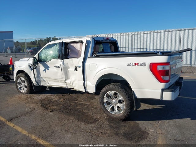 2022 FORD F-150 1FTFW1E89NFA95174 Photo 2