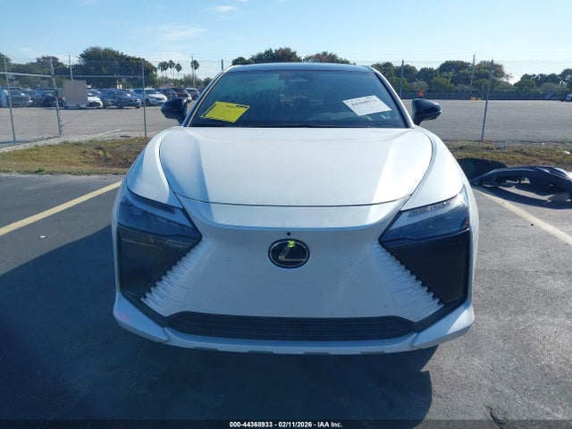 JTJABABB0RA003620 Lexus Rz 300e Premium