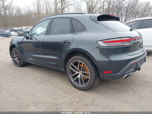 2025 PORSCHE MACAN WP1AG2A5XSLB42068 Photo 2