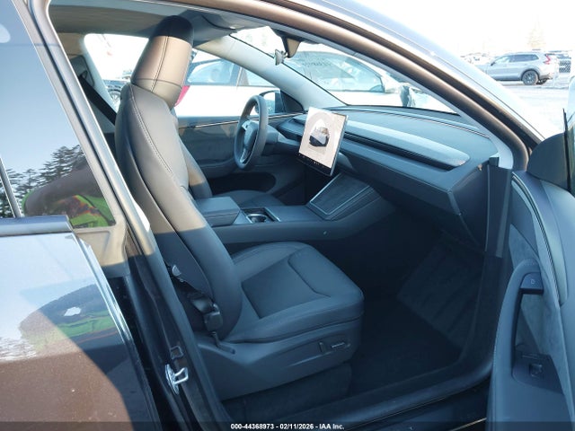 Продаж на аукціоні авто 2026 Tesla Model Y Long Range Launch Series/premium All-wheel Drive, vin: 7SAYGDEE3TF554328, номер лоту: 44368973