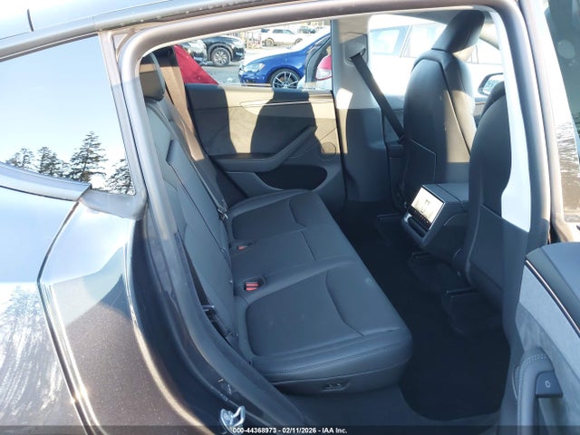 Продаж на аукціоні авто 2026 Tesla Model Y Long Range Launch Series/premium All-wheel Drive, vin: 7SAYGDEE3TF554328, номер лоту: 44368973
