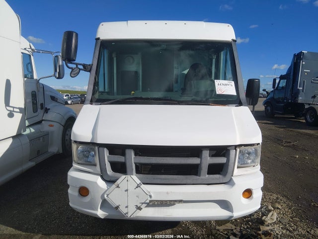 JALB4T177E7W00215 Isuzu Commercial Van