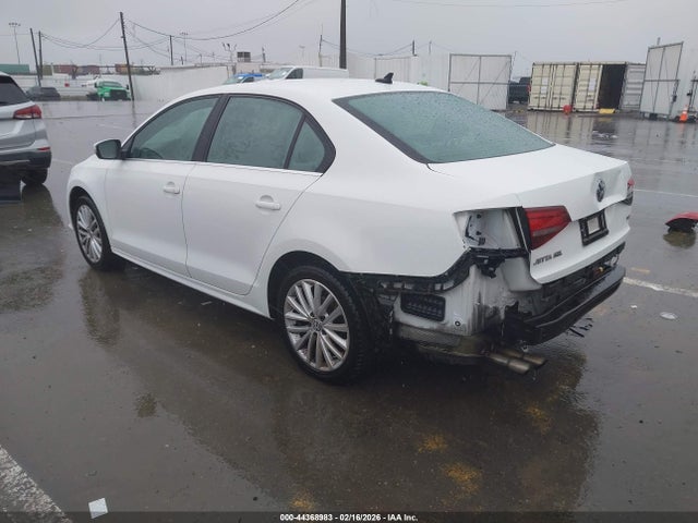 3VWL17AJ0GM220558 Volkswagen Jetta 1.8t Sel