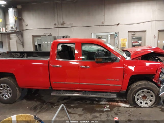 44368988 :رقم المزاد ، 1GC2CWEY4HZ288002 vin ، 2017 Chevrolet Silverado 2500hd Ltz مزاد بيع