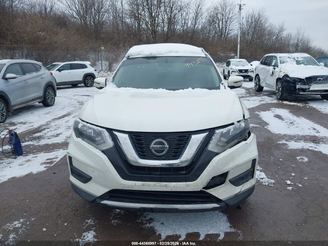 Продажа на аукционе авто 2018 Nissan Rogue Sv, vin: KNMAT2MV4JP602339, номер лота: 44368997