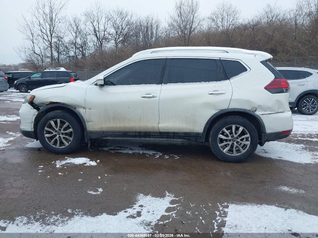 Продажа на аукционе авто 2018 Nissan Rogue Sv, vin: KNMAT2MV4JP602339, номер лота: 44368997