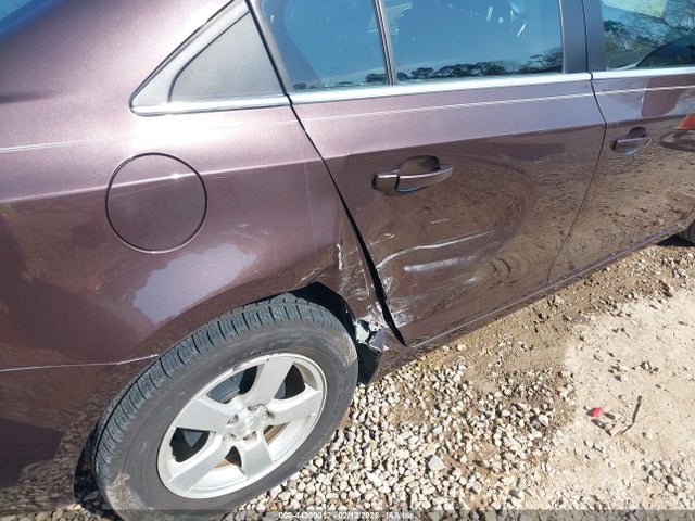 1G1PC5SB8F7279515 Chevrolet Cruze 1lt Auto