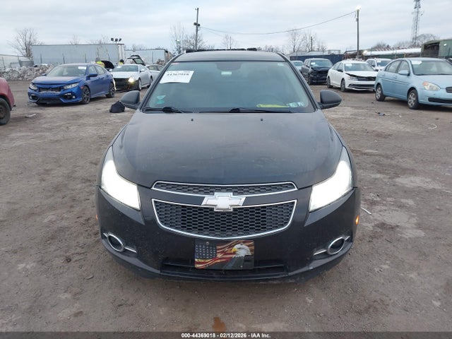 1G1PA5SH6E7475025 Chevrolet Cruze Ls Auto