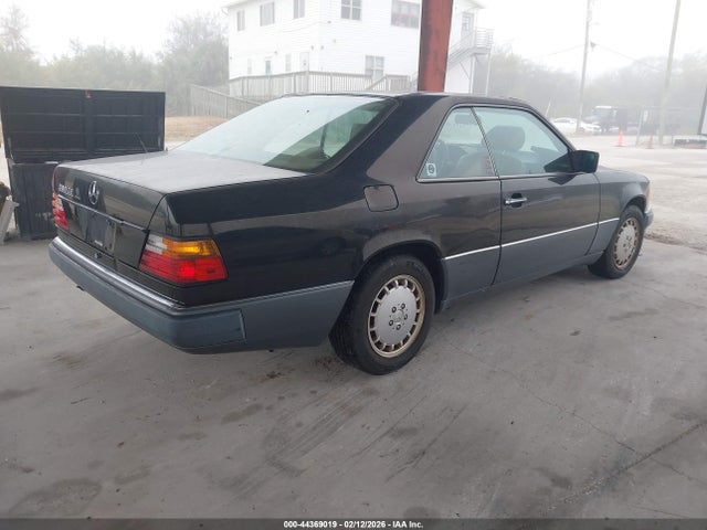 Продаж на аукціоні авто 1992 Mercedes-benz 300 Ce, vin: WDBEA51E0NB626281, номер лоту: 44369019