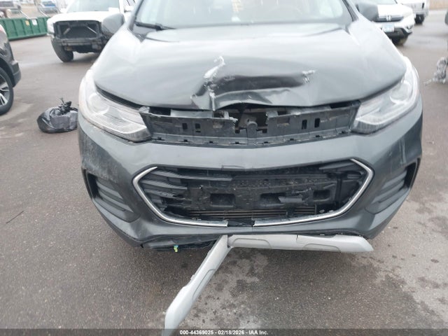 3GNCJPSB6JL390616 Chevrolet Trax Lt