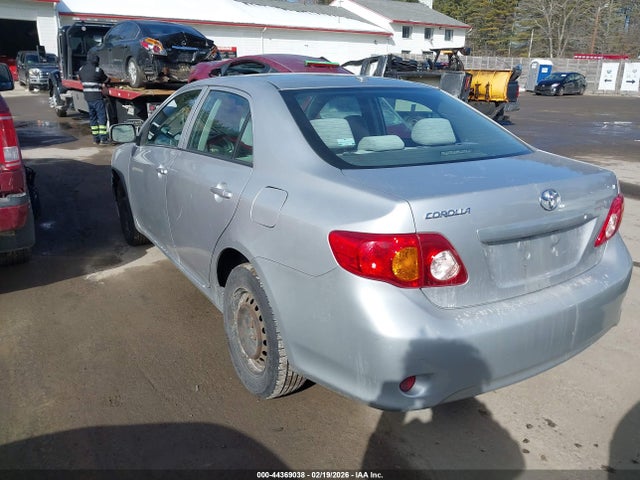 2009 TOYOTA COROLLA 1NXBU40E39Z061957 Photo 2