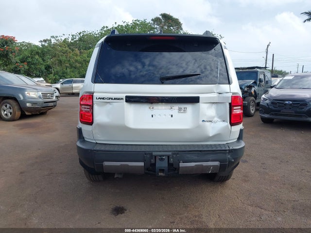 Toyota Land Cruiser 2025 JTEABFAJ9S5013923 Image 16