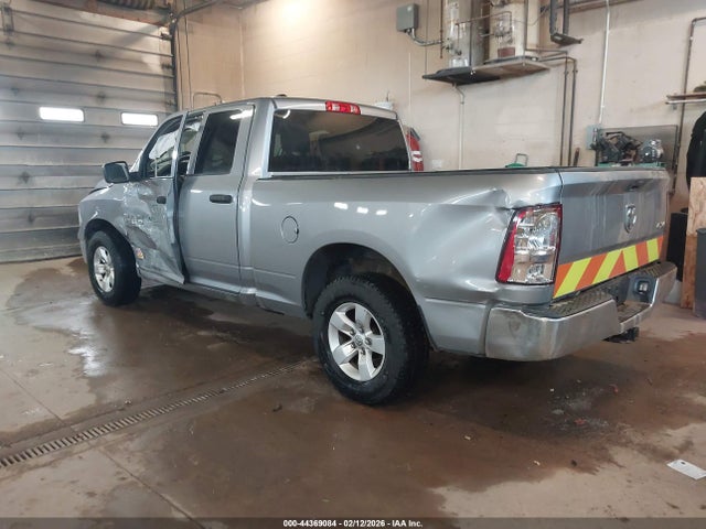 Продажа на аукционе авто 2022 Ram 1500 Classic Tradesman  4x4 6'4 Box, vin: 1C6RR7FG2NS199517, номер лота: 44369084
