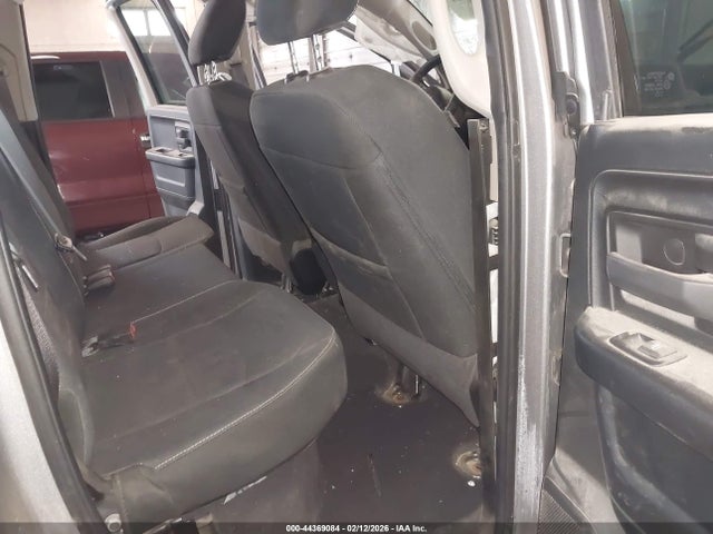 Продажа на аукционе авто 2022 Ram 1500 Classic Tradesman  4x4 6'4 Box, vin: 1C6RR7FG2NS199517, номер лота: 44369084