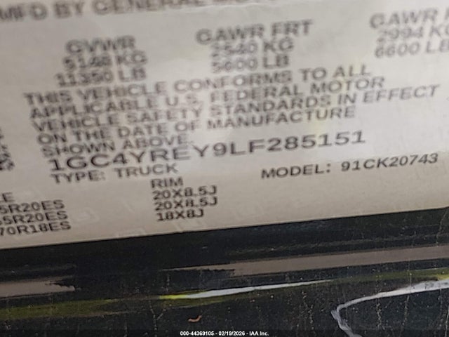 1GC4YREY9LF285151 Chevrolet Silverado 2500hd 4wd Standard Bed High Country