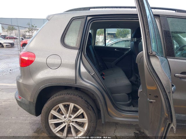 WVGAV7AX8HK051087 Volkswagen Tiguan 2.0t/2.0t S
