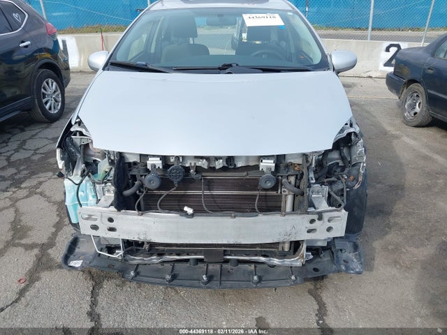 Toyota Prius Two 2015 JTDKN3DU4F1910116 Image 6