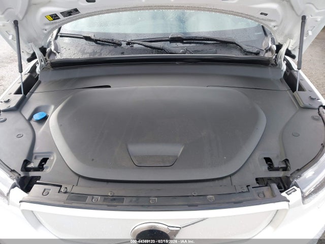 YV4ED3UB3N2700319 Volvo Xc40 Recharge Pure Electric P8 Twin Ultimate