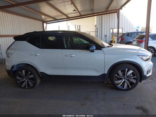 YV4ED3UB3N2700319 Volvo Xc40 Recharge Pure Electric P8 Twin Ultimate