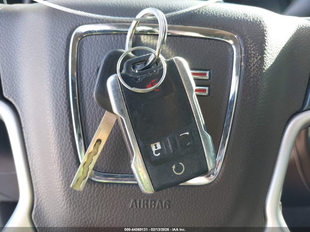 44369131 :رقم المزاد ، 3GTU2NEC8JG611922 vin ، 2018 Gmc Sierra 1500 Slt مزاد بيع