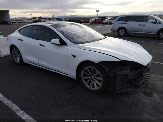2016 TESLA MODEL S 5YJSA1E22GF149608