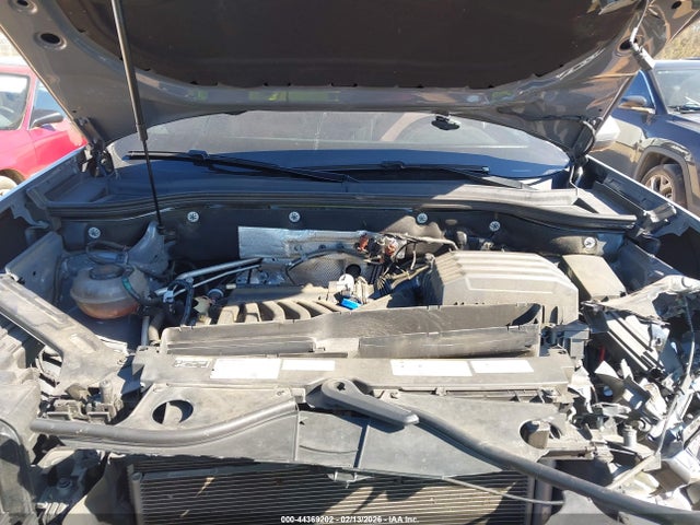 44369202 :رقم المزاد ، 1V2FE2CA0NC216284 vin ، 2022 Volkswagen Atlas Cross Sport 3.6l V6 Sel Premium R-line مزاد بيع