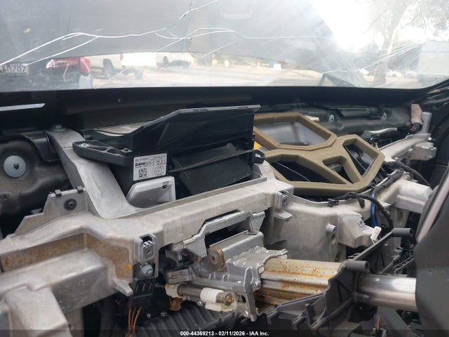 WBA7U2C08NCJ42965 BMW 750 I Xdrive