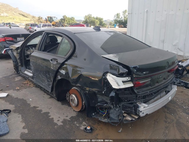 WBA7U2C08NCJ42965 BMW 750 I Xdrive