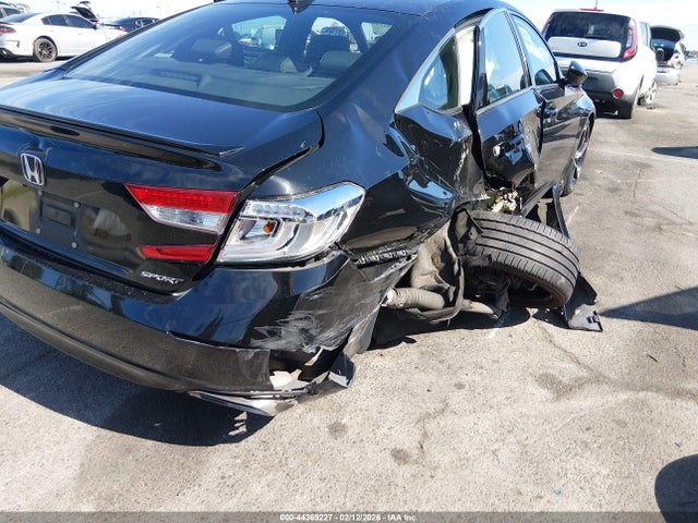 1HGCV1F39JA054903 Honda Accord Sport
