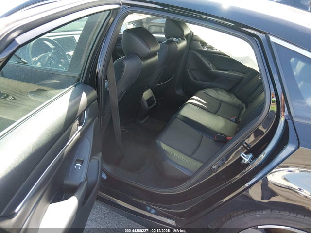 1HGCV1F39JA054903 Honda Accord Sport