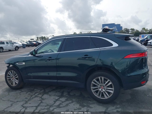 Jaguar F-pace 35t Prestige 2017 SADCK2BV4HA890850 Image 14