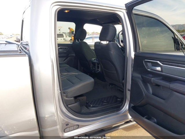 1C6RREFT5MN753079 RAM 1500 Big Horn 4x2 5&#039;7 Box