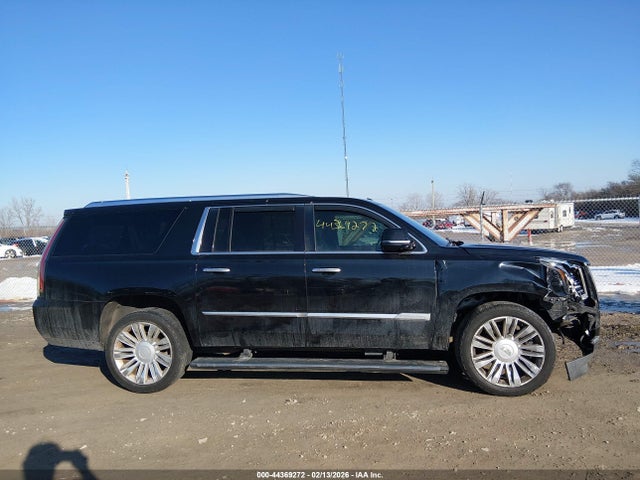 Продажа на аукционе авто 2016 Cadillac Escalade Esv Platinum, vin: 1GYS4KKJ0GR306274, номер лота: 44369272