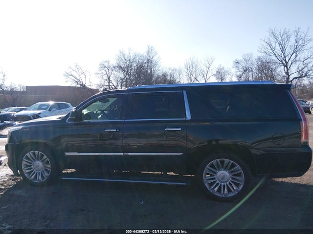Продажа на аукционе авто 2016 Cadillac Escalade Esv Platinum, vin: 1GYS4KKJ0GR306274, номер лота: 44369272