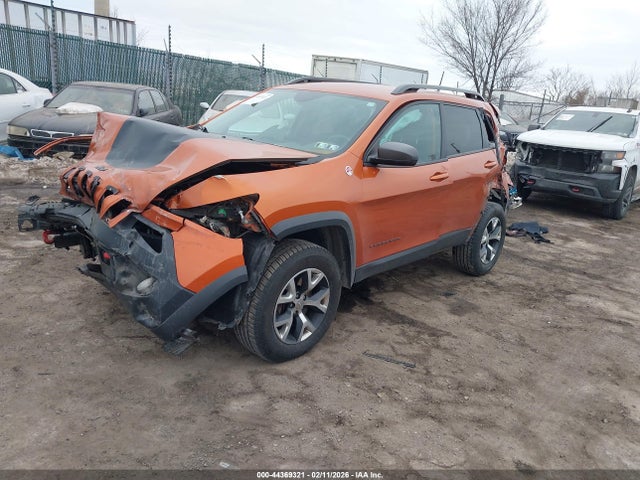 1C4PJMBS3FW757031 Jeep Cherokee Trailhawk